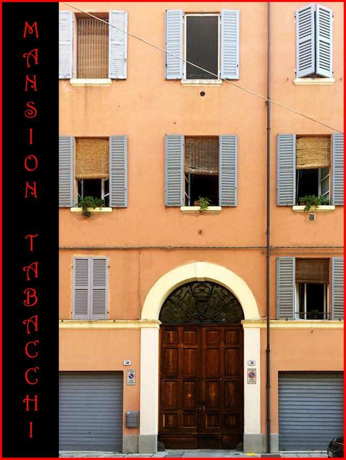 Empire - Casa Vacanze Modena Eksteriør billede
